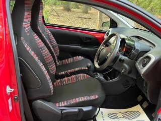 /photos/10228/0154f173-f388-4056-8ba1-914d8fae3daa_i320x240.jpg