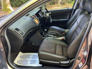 /photos/10228/248e00cc-c87c-430c-aa47-772ee0c8c27f_i320x240.jpg