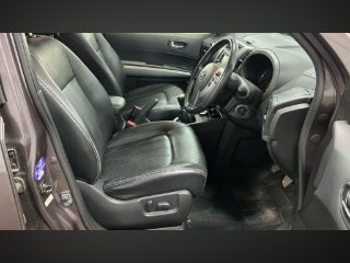 /photos/10228/6b0a135e-2b57-43ee-b51c-11d45fba1c9f_i320x240.jpg