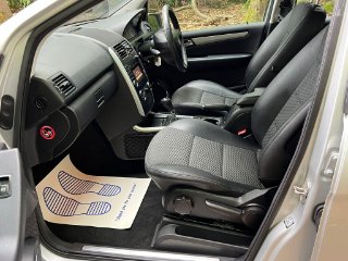 /photos/10228/9a872b5f-7ab2-41d7-97b5-75c801a12b80_i320x240.jpg