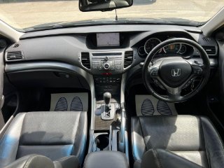 /photos/10228/a4a2b040-1ab6-47a2-bc71-34ebd42d4776_i320x240.jpg