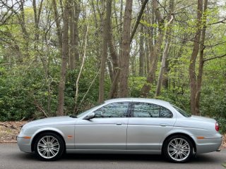 /photos/10228/b3b14e43-2c8c-40d2-a6b2-cb007bd30936_i320x240.jpg