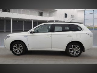 /photos/10228/cb49aedc-e30a-4b89-b0a9-ca44d484a29b_i320x240.jpg